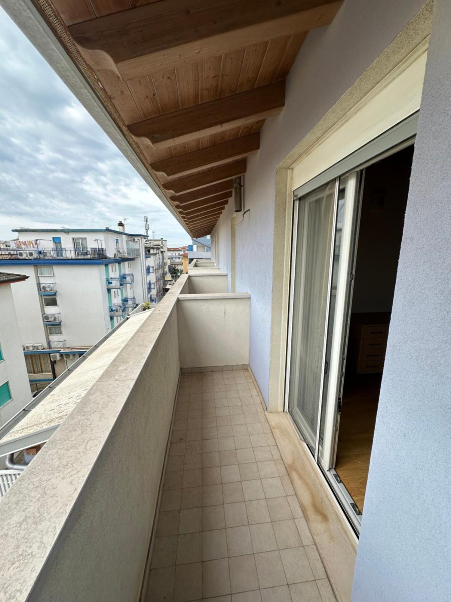 Attico Concordia - Agenzia Cocal Apartment กาออร์เล ภายนอก รูปภาพ